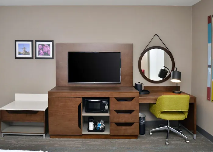 Hampton Inn & Suites Adrian, Mi