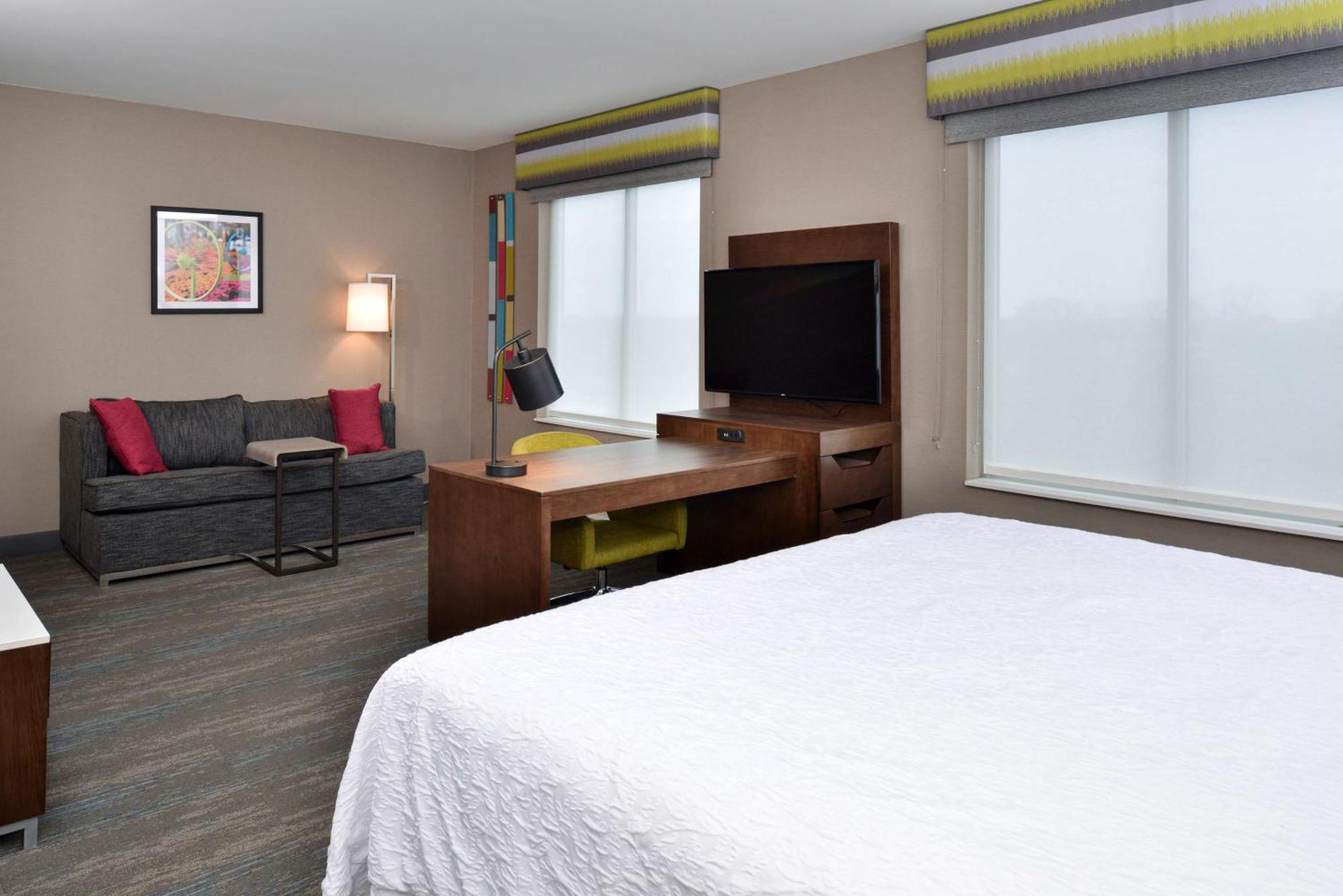 Hotel Hampton & Adrian, Mi 3*
